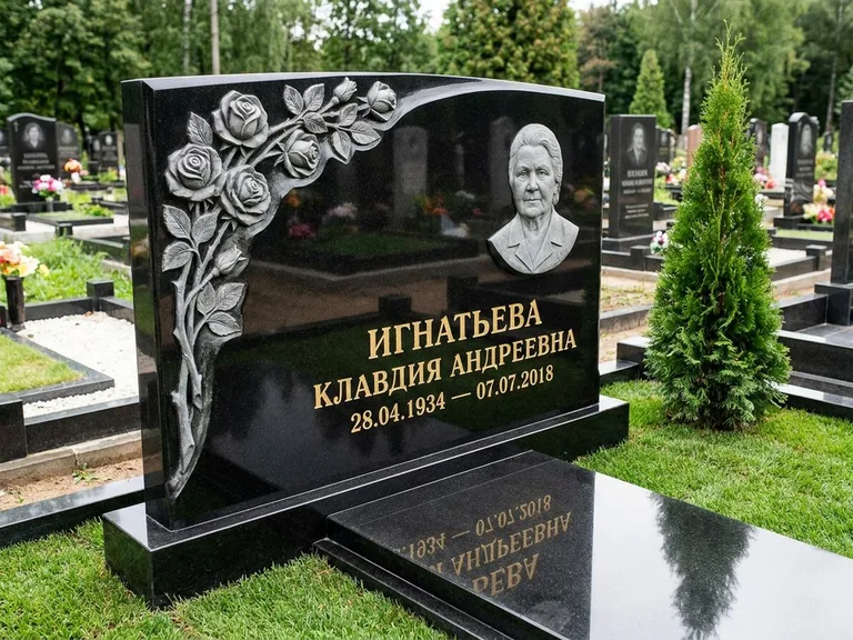 Памятник с барельефом — выполненная работа 45 в Челябинске