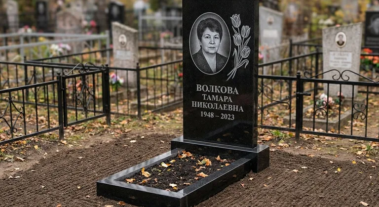 Памятник с гравировкой тюльпанов — выполненная работа «Волкова» в Челябинске