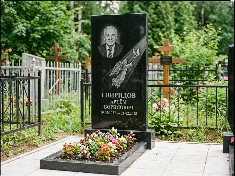 Памятник с гравировкой ангела — гравировка ангела с голубем по диагонали стелы, работа «Свиридов» в Челябинске