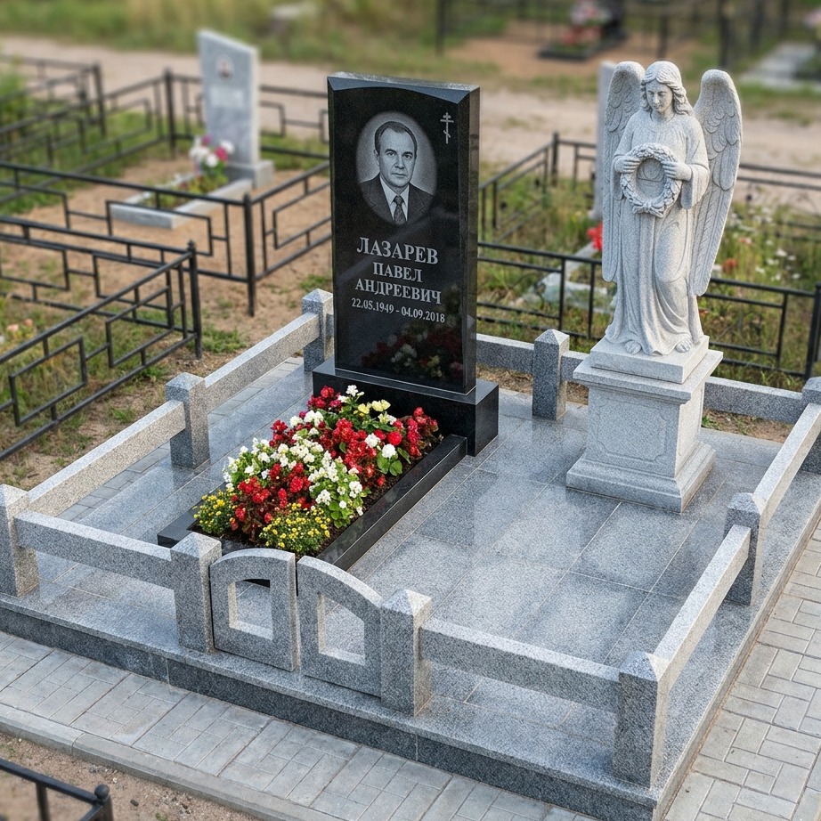 Пример дизайна: Памятник со скульптурой ангела из чёрного гранита — фото и цена